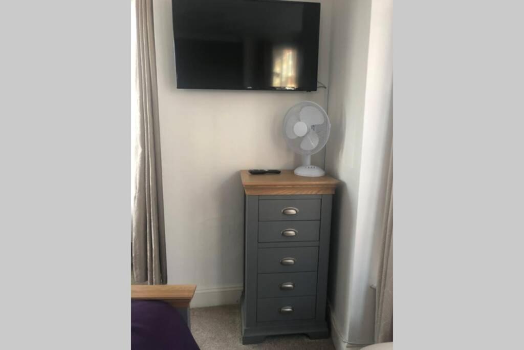 Apartmán Bernards Hideout Cromer Exteriér fotografie